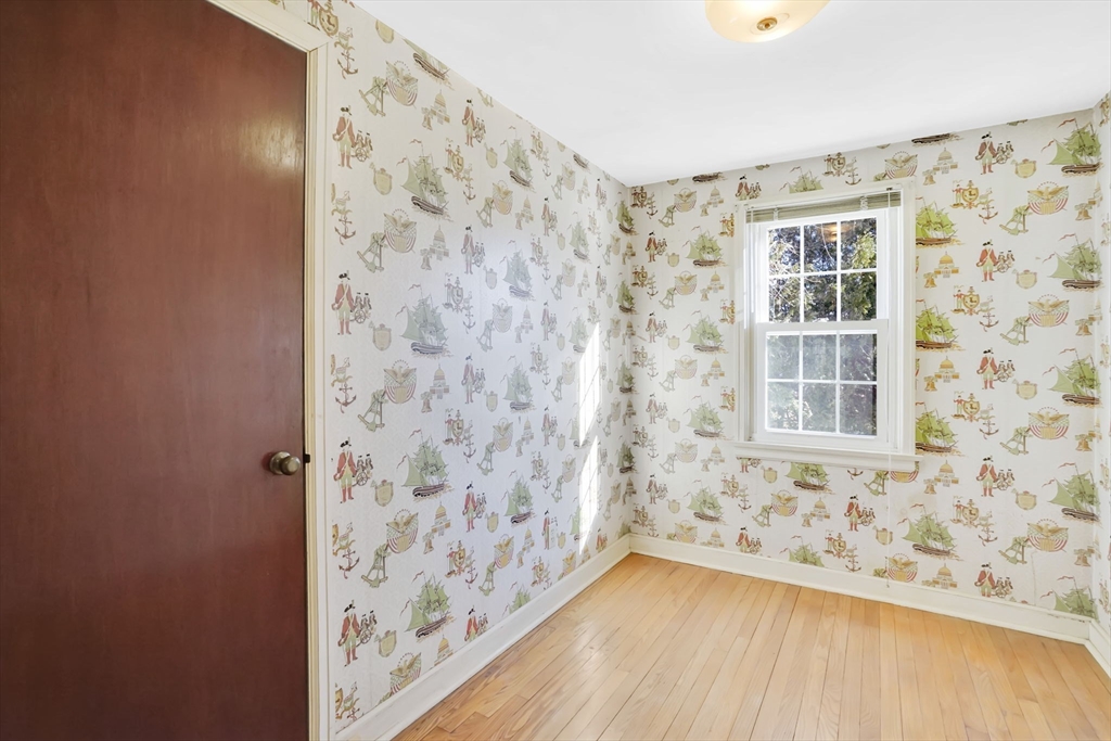 865 South Branch Parkway Springfield, MA 01118 - Photo 26 of 35