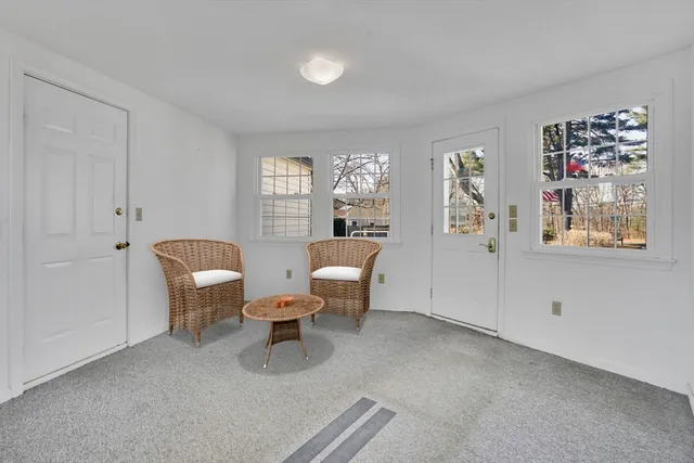 $265,000 | 865 South Branch Parkway, Springfield, MA 01118