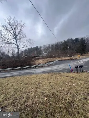 $155,000 | 19402 Old Dans Rock Road Southwest, Frostburg, MD 21532