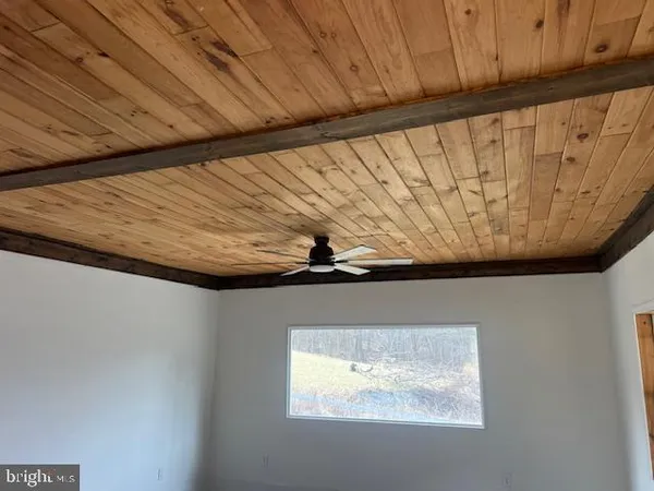 $155,000 | 19402 Old Dans Rock Road Southwest, Frostburg, MD 21532