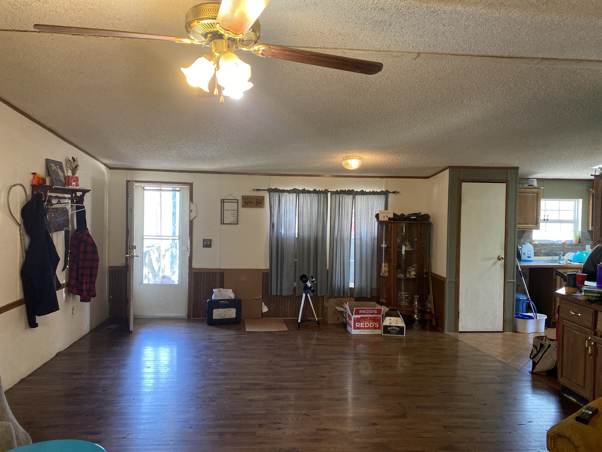 927 Pack Road White Bluff, TN 37187 - Photo 3 of 19 Gallery Image 3