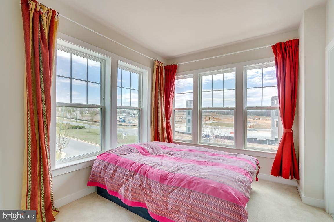 211 Decoverly Drive Gaithersburg, MD 20878 - Photo 27 of 34