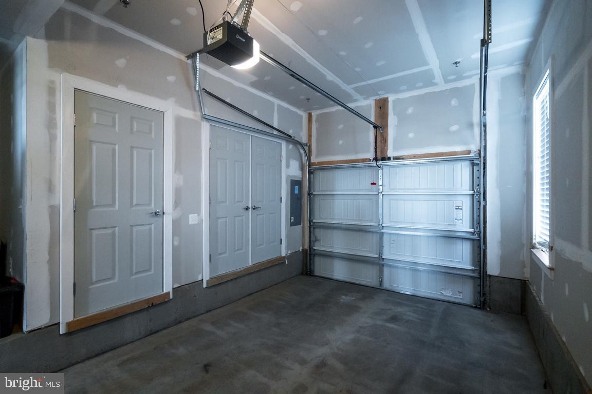 211 Decoverly Drive Gaithersburg, MD 20878 - Photo 34 of 34