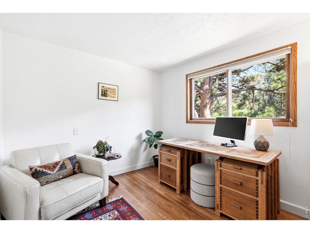 5 Mohawk Road Lyons, CO 80540 - Photo 26 of 49 2nd floor office or guest space. There is a space for everyone!