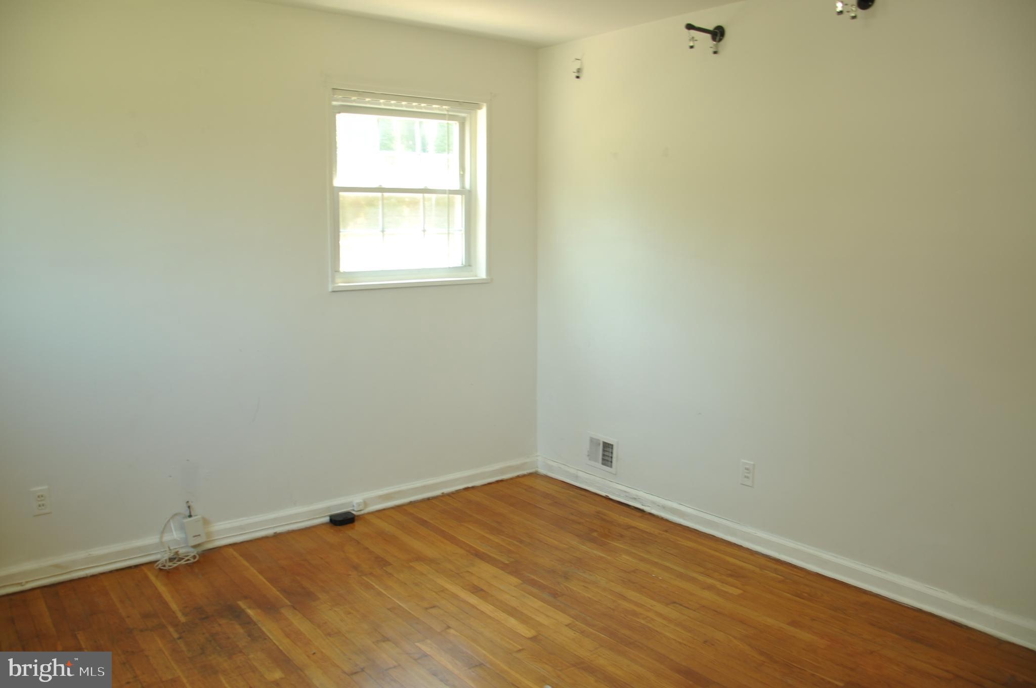 11712 Veirs Mill Road Silver Spring, MD 20902 - Photo 11 of 32