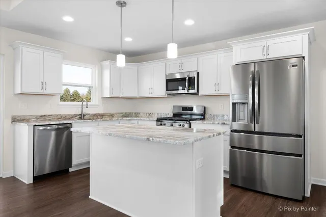 $410,000 | 300 Savannah Drive, Unit LT35, Walworth, WI 53184