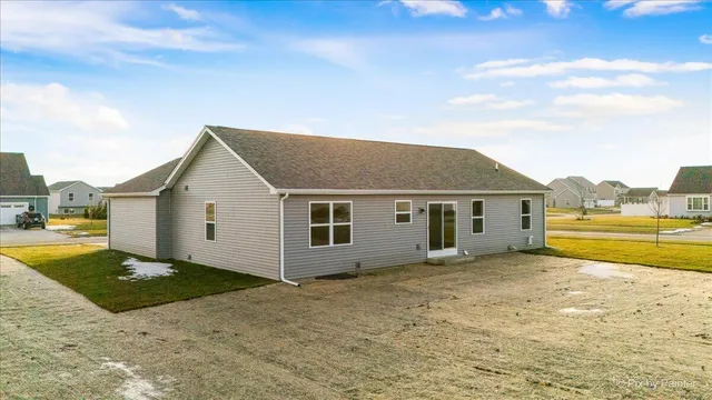 $410,000 | 300 Savannah Drive, Unit LT35, Walworth, WI 53184