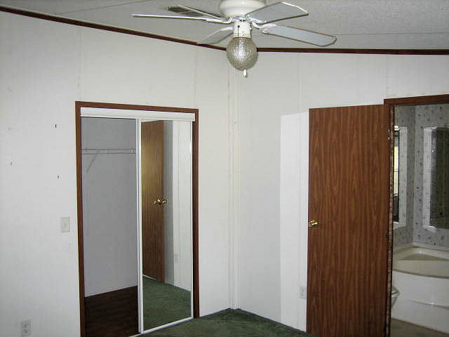 2252 Longreene Road North Jacksonville, FL 32218 - Photo 11 of 14 Master with walk-in closet