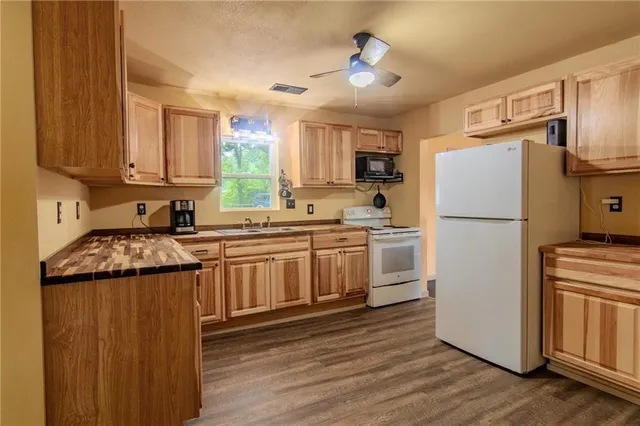 $149,900 | 413 East Lincoln Street, Clinton, MO 64735