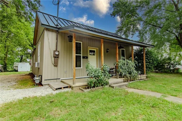 $149,900 | 413 East Lincoln Street, Clinton, MO 64735