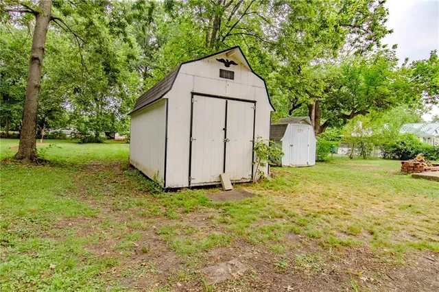 $149,900 | 413 East Lincoln Street, Clinton, MO 64735