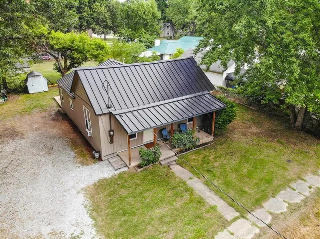 $149,900 | 413 East Lincoln Street, Clinton, MO 64735