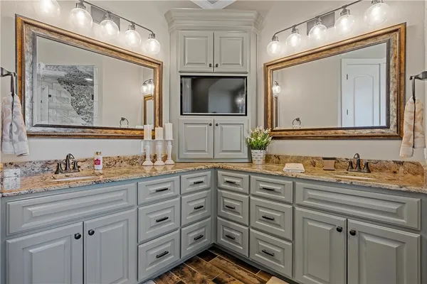 $949,000 | 1901 Rosenthal Parkway, Lorena, TX 76655