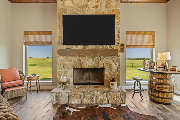 $949,000 | 1901 Rosenthal Parkway, Lorena, TX 76655