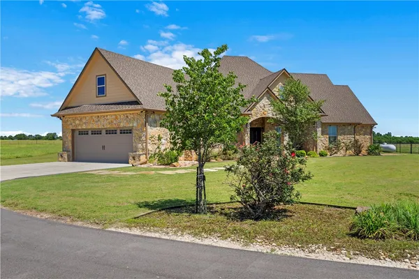 $949,000 | 1901 Rosenthal Parkway, Lorena, TX 76655