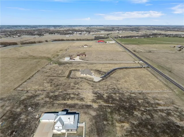 $949,000 | 1901 Rosenthal Parkway, Lorena, TX 76655