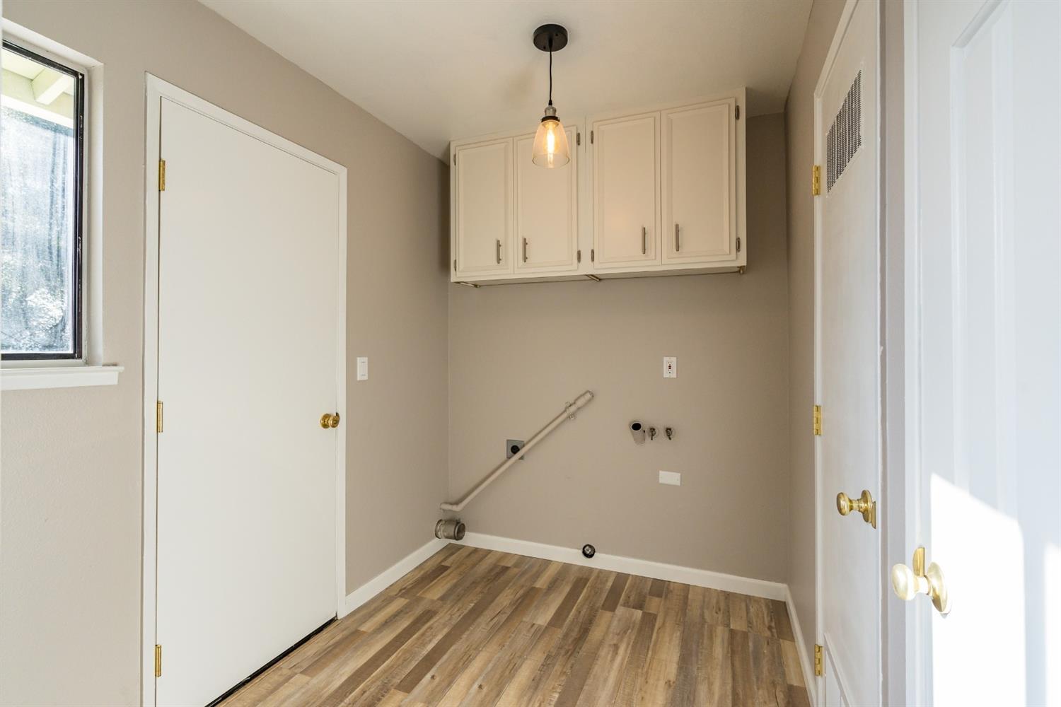 40733 Big Oak Flat Road North Oakhurst, CA 93644 - Photo 15 of 37