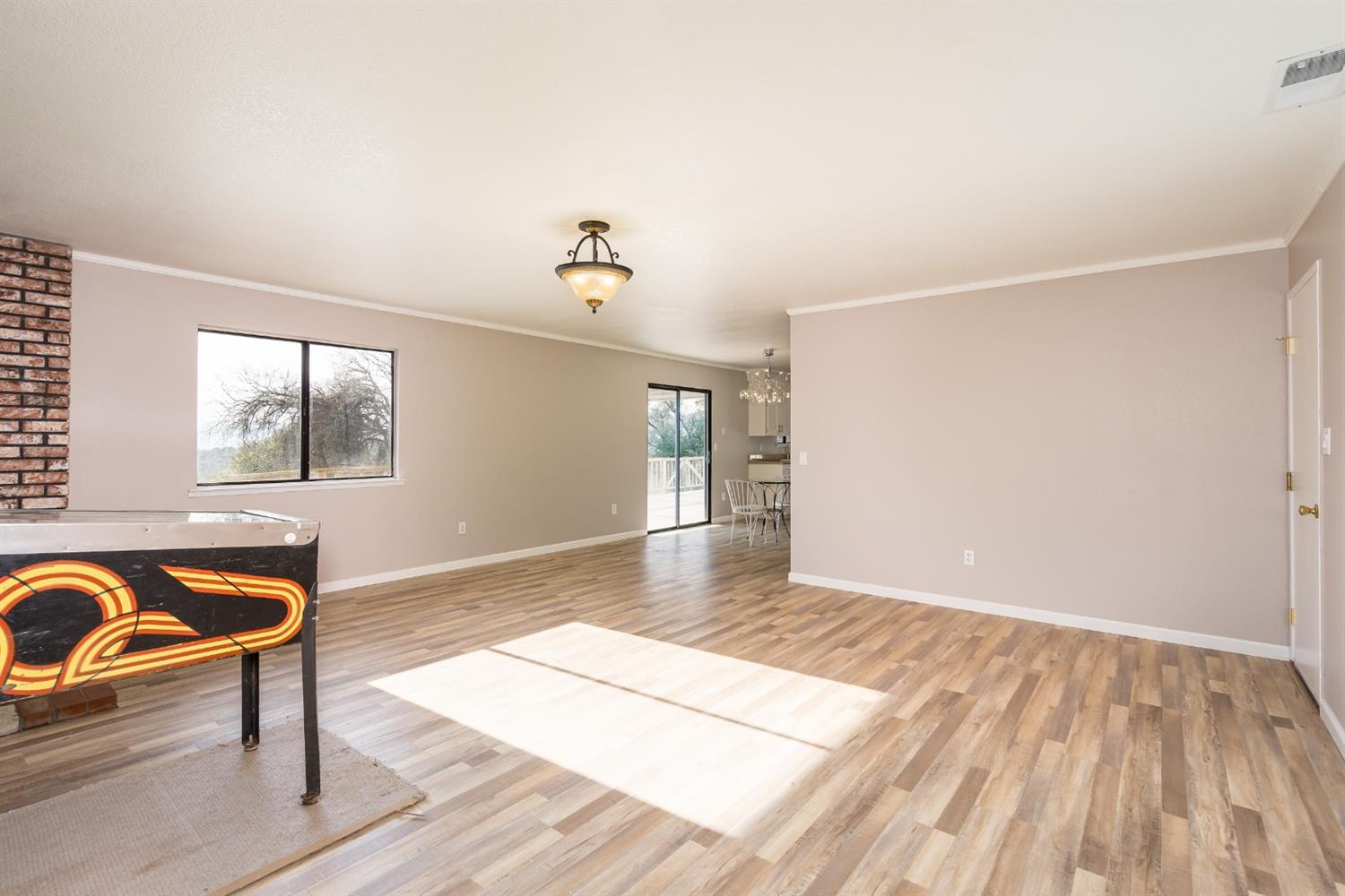 40733 Big Oak Flat Road North Oakhurst, CA 93644 - Photo 19 of 37