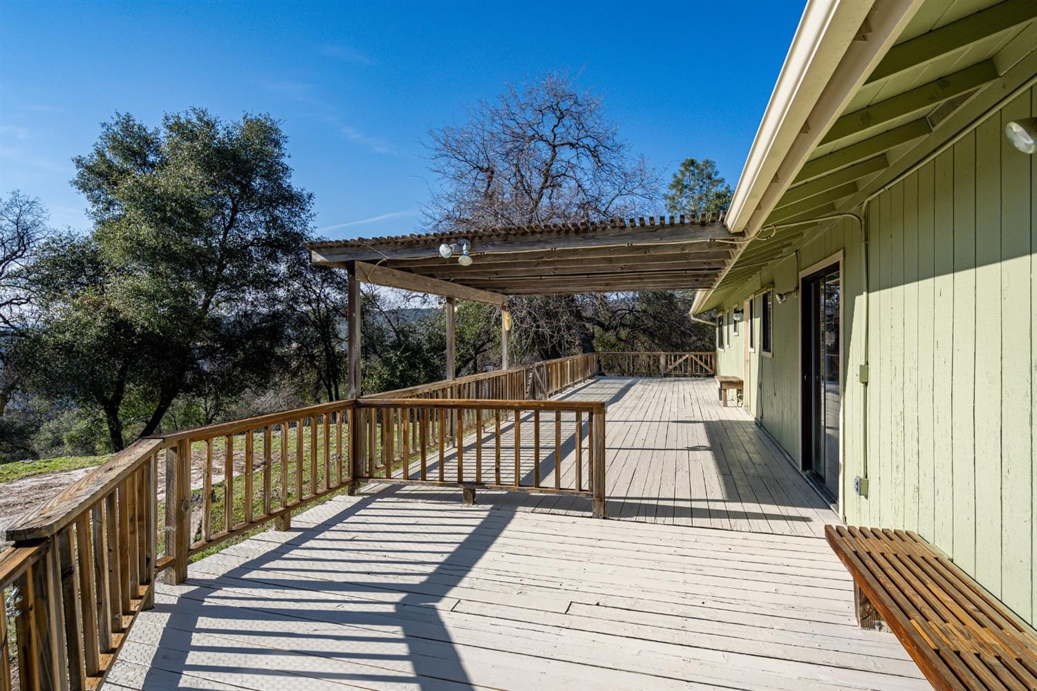 40733 Big Oak Flat Road North Oakhurst, CA 93644 - Photo 28 of 37