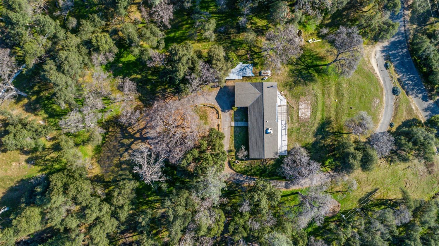 40733 Big Oak Flat Road North Oakhurst, CA 93644 - Photo 35 of 37