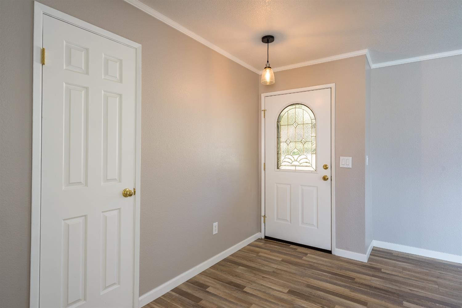 40733 Big Oak Flat Road North Oakhurst, CA 93644 - Photo 5 of 37