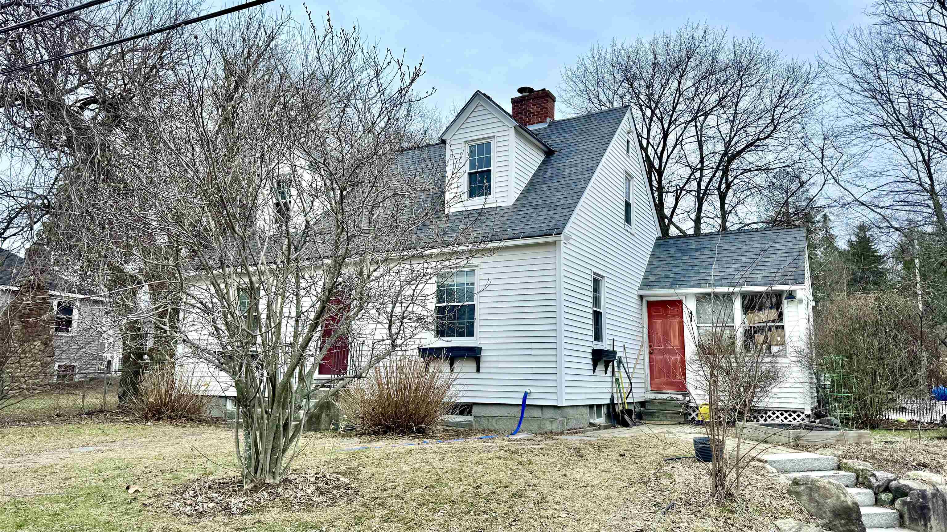 22 Webster Street Milford, NH 03055 - Photo 2 of 17