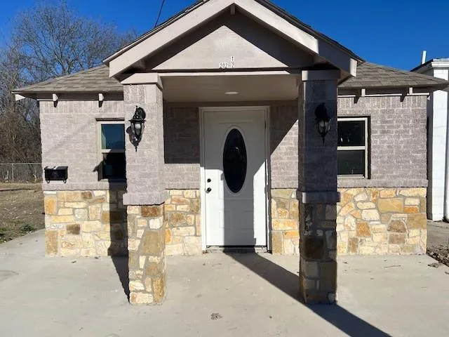 $1,150 | 202 1/2 North Morris Street, Gainesville, TX 76240
