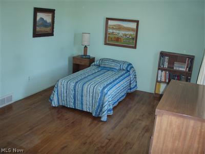 2399 West Pleasant Valley Road Parma, OH 44134 - Photo 20 of 24 Bedroom 2