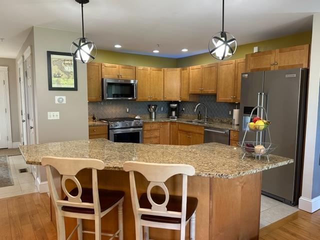 46 Ridge Road, Unit 2 Portland, ME 04103 - Photo 2 of 37 OR 6