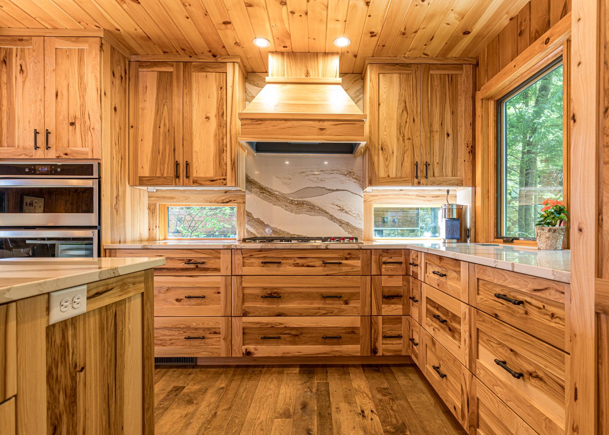 8247 Bassett Road Minocqua, WI 54548 - Photo 7 of 39 Gallery Image 7