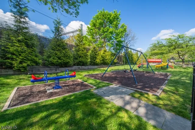 $415,000 | 181 Long Hill Road, Unit 2, Little Falls, NJ 07424