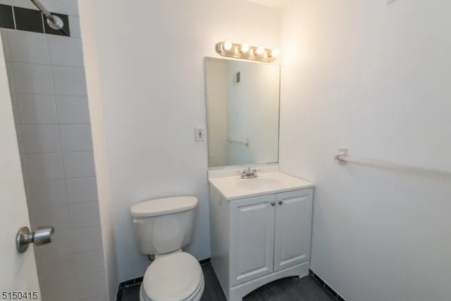 $415,000 | 181 Long Hill Road, Unit 2, Little Falls, NJ 07424