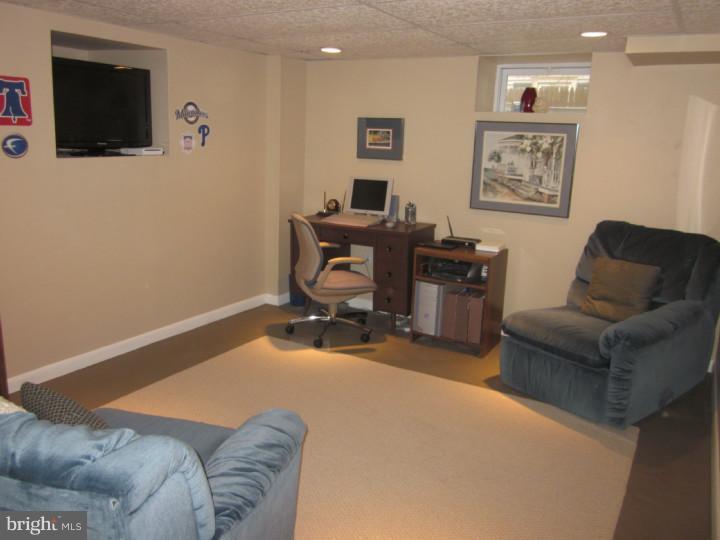 158 Scenic Road Springfield, PA 19064 - Photo 18 of 20 Basement - Finished