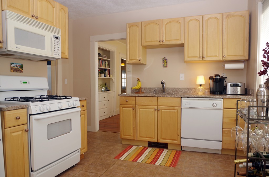 120 Manthorne Road, Unit 1 Boston, MA 02132 - Photo 10 of 13 Gallery Image 10
