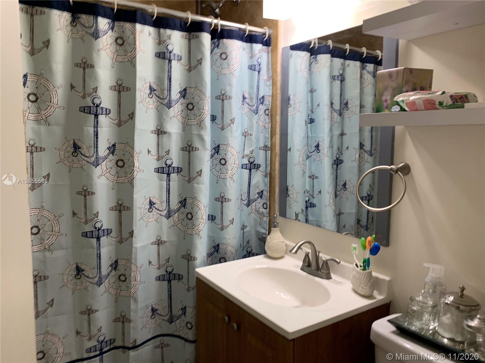 3670 Southwest 12th Street Miami, FL 33135 - Photo 11 of 24