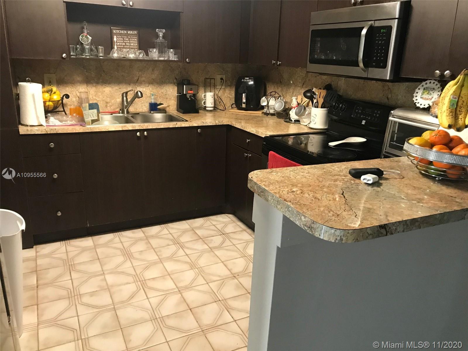 3670 Southwest 12th Street Miami, FL 33135 - Photo 8 of 24