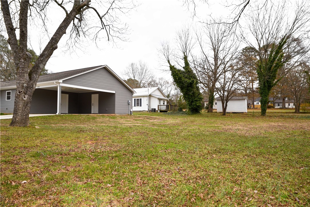 106 Simpson Street Westminster, SC 29693 - Photo 27 of 29