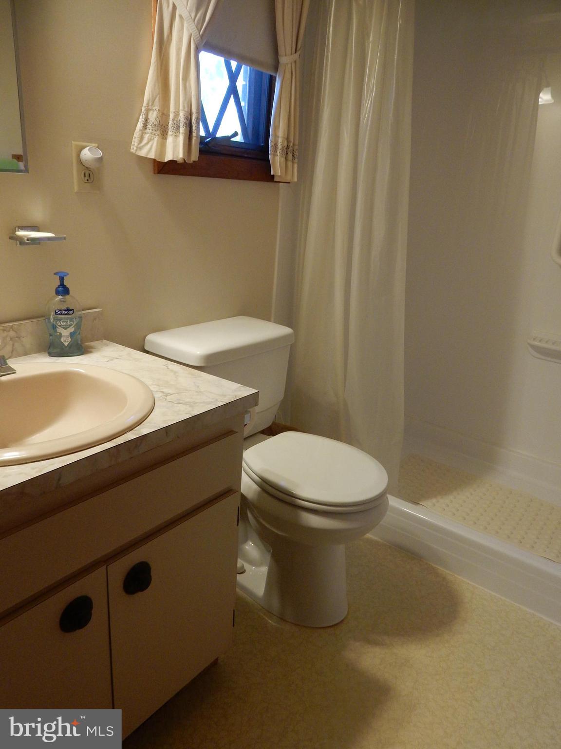 6327 Greenhill Road New Hope, PA 18938 - Photo 12 of 32