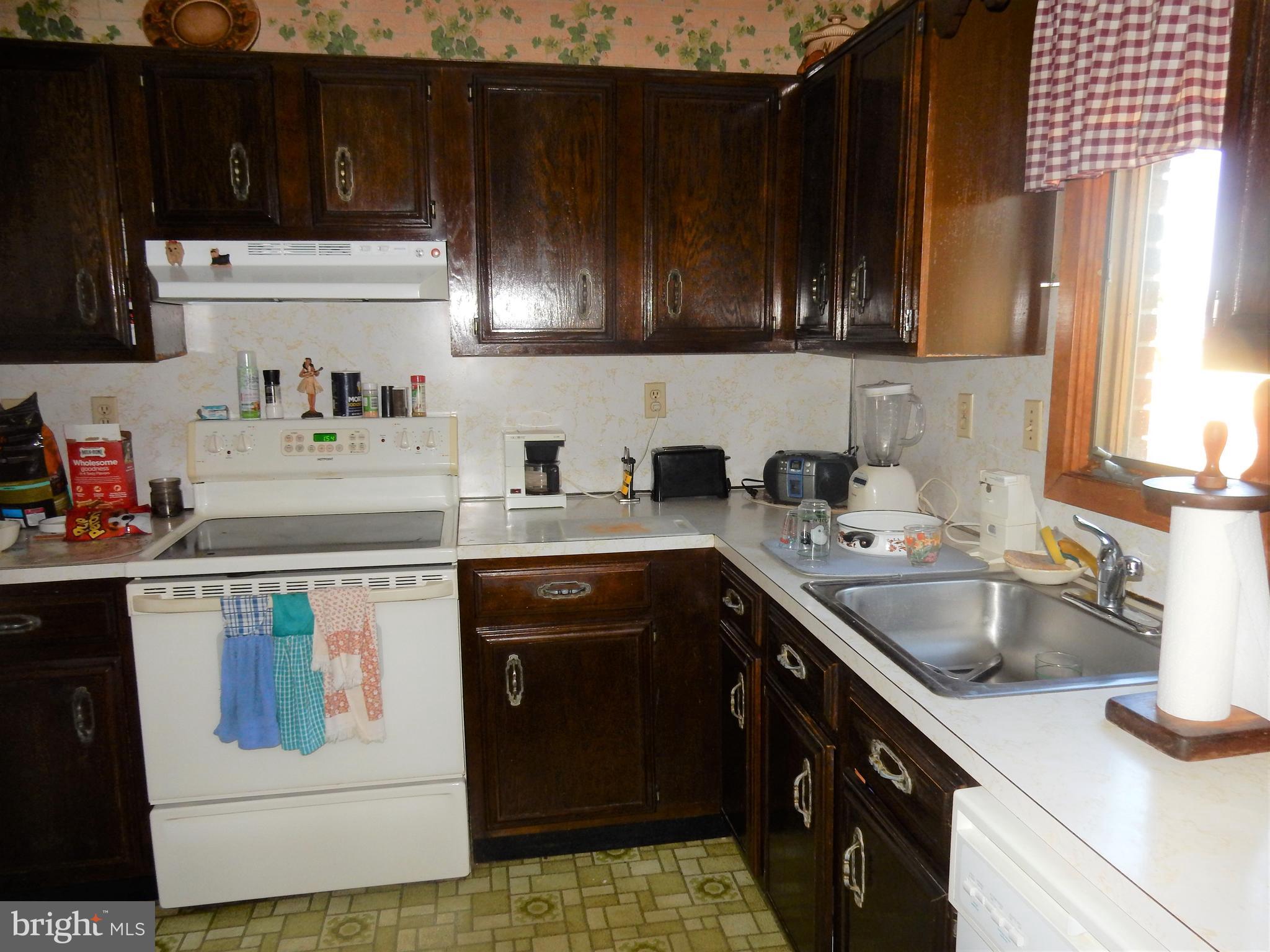 6327 Greenhill Road New Hope, PA 18938 - Photo 9 of 32