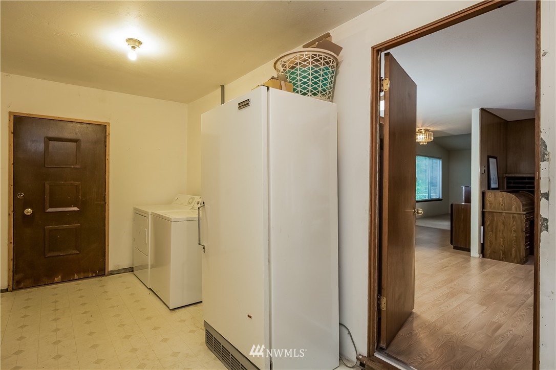 19617 Bartlett Road Bothell, WA 98012 - Photo 20 of 25