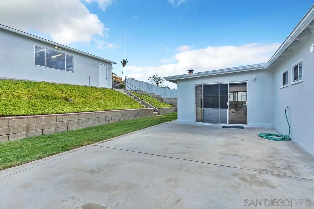 9540 Abbeyfield Road Santee, CA 92071 - Photo 23 of 35 a view of a house with backyard and garden