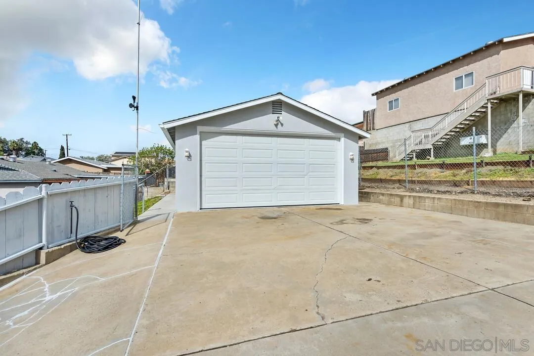 9540 Abbeyfield Road Santee, CA 92071 - Photo 26 of 35 a view of a house with a outdoor space