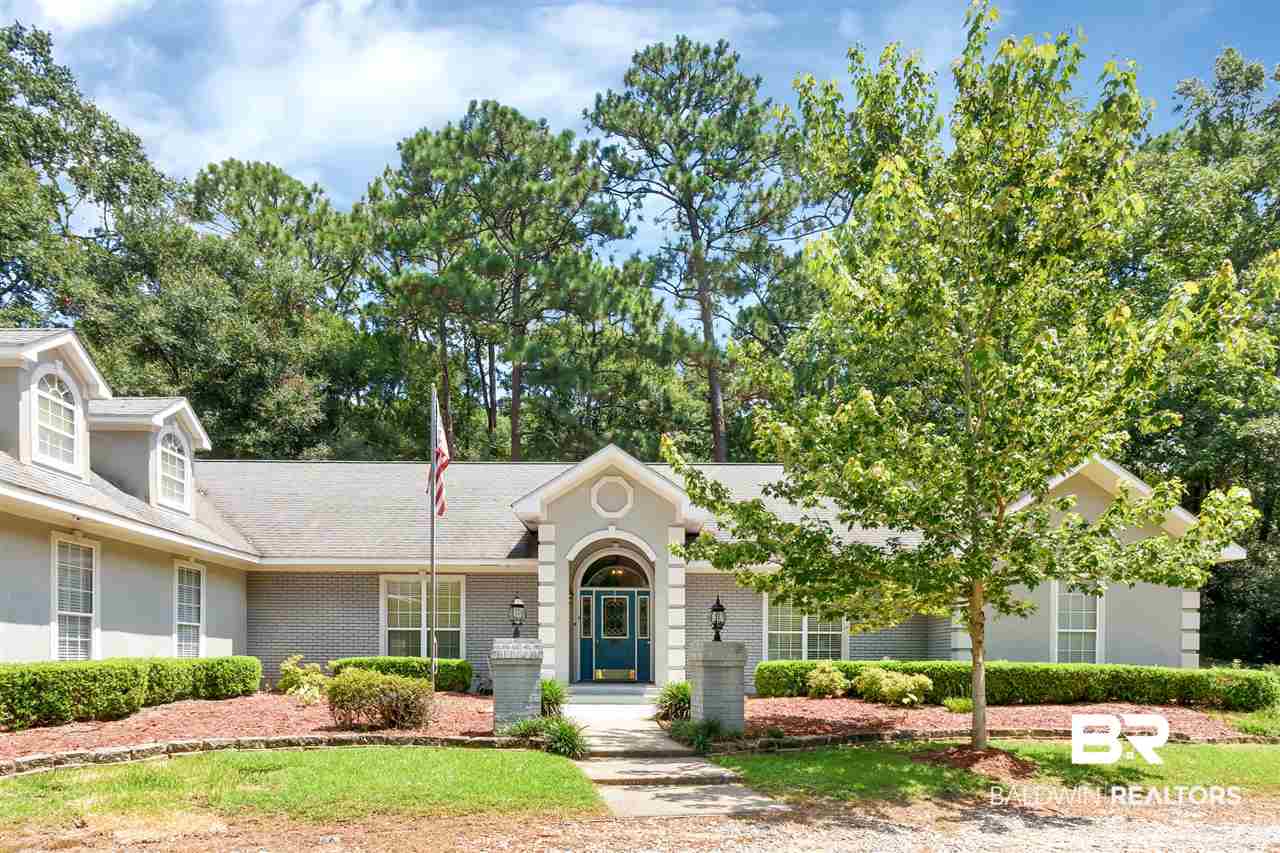 369 Gaines Avenue Mobile, AL 36609 - Photo 2 of 48