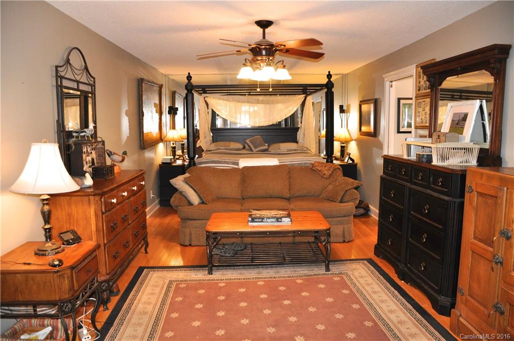 7585 Dellinger Road Denver, NC 28037 - Photo 12 of 24 Gallery Image 12