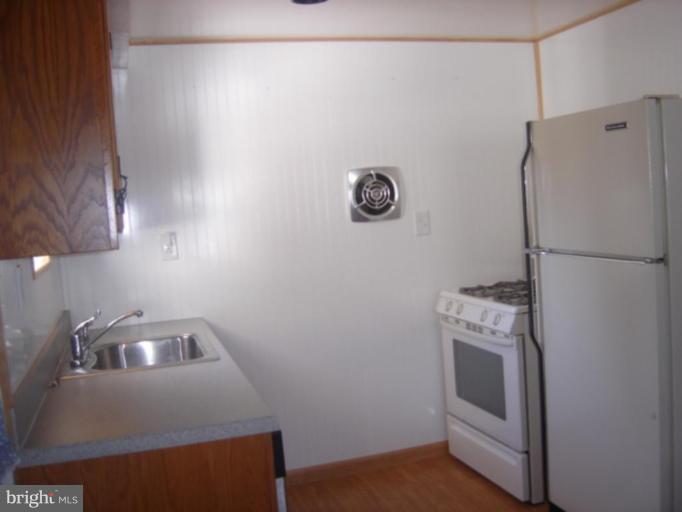 109 Nelson Road Pikesville, MD 21208 - Photo 11 of 14 Kitchen