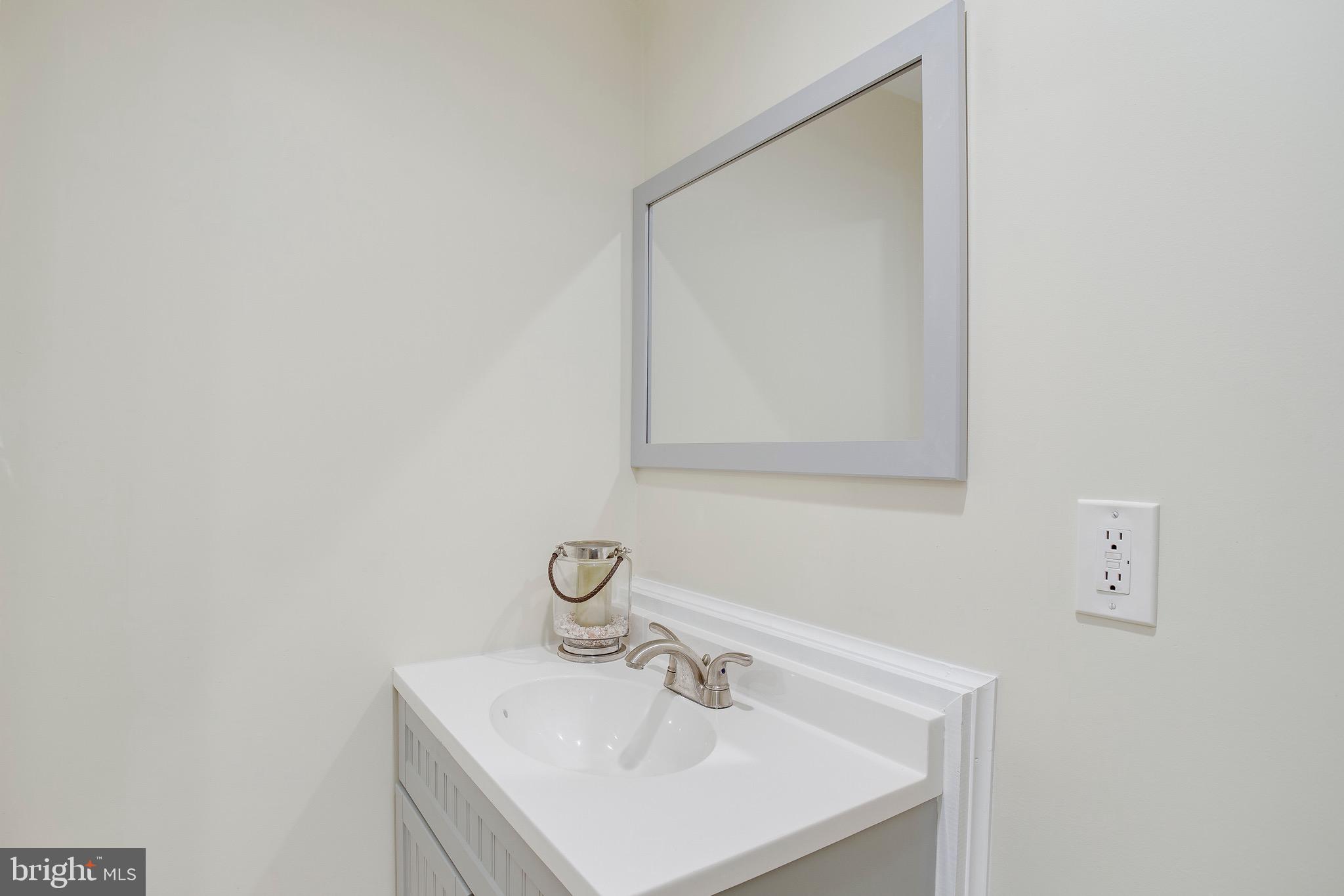 3046 Keswick Road Baltimore, MD 21211 - Photo 11 of 24 first floor 1/2 bath