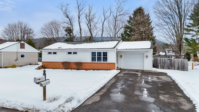 $223,900 | 10 Stever Drive, Binghamton, NY 13901