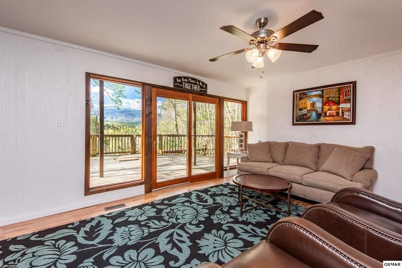 3129 Hickey Road, Unit GREENBRIAR Pittman Center, TN 37876 - Photo 27 of 36 Gallery Image 27