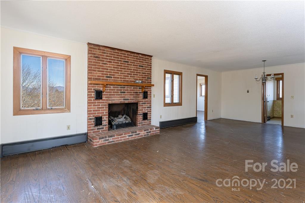 964 Angel Cove Road Franklin, NC 28734 - Photo 5 of 32 Gallery Image 5