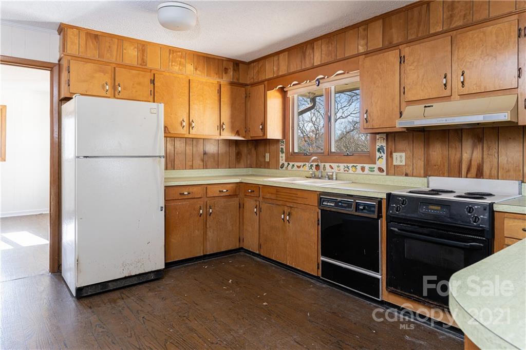 964 Angel Cove Road Franklin, NC 28734 - Photo 10 of 32 Gallery Image 10